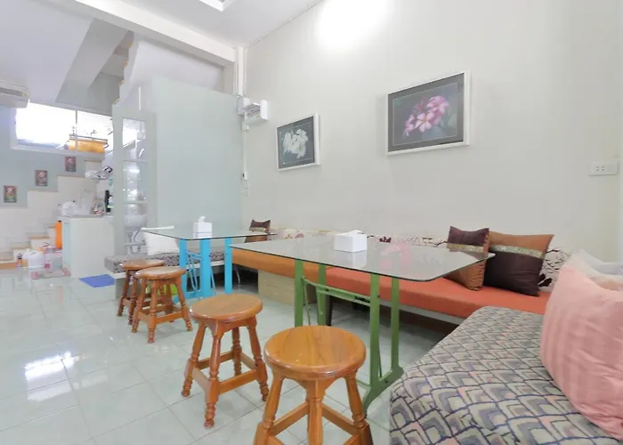 Saen Sabai Hotel